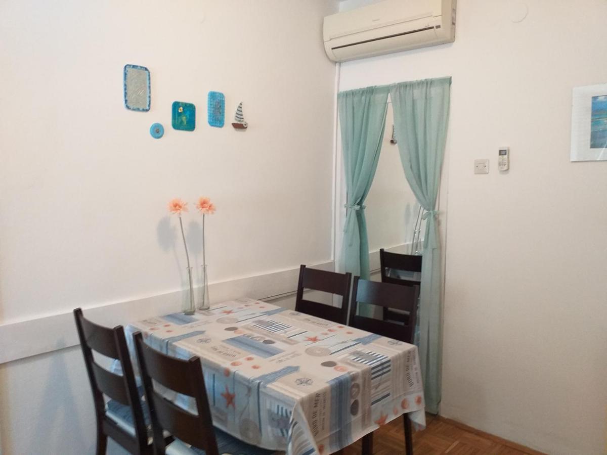 Levak Apartments - Apt. 2 Pjescana Uvala Kültér fotó