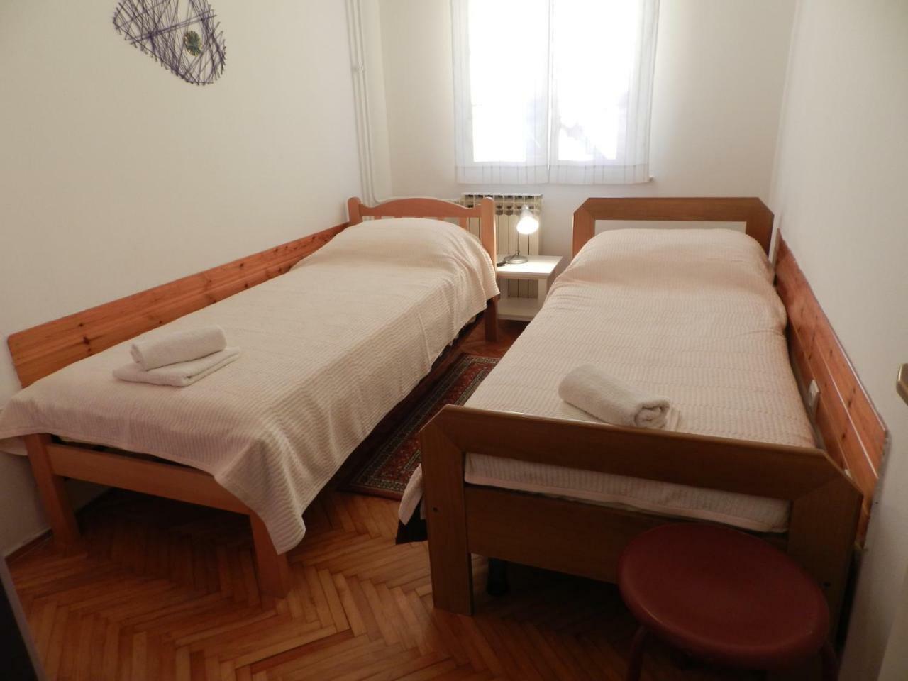 Levak Apartments - Apt. 2 Pjescana Uvala Kültér fotó