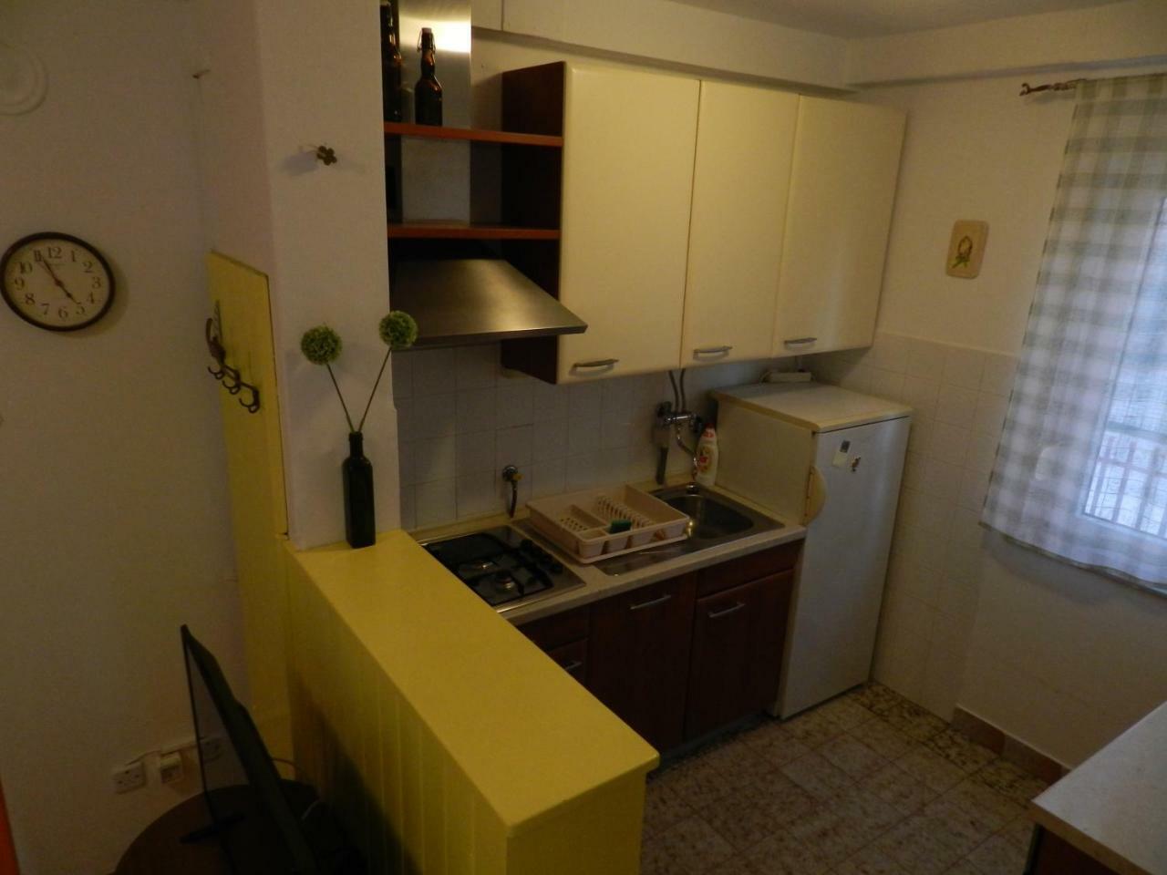 Levak Apartments - Apt. 2 Pjescana Uvala Kültér fotó