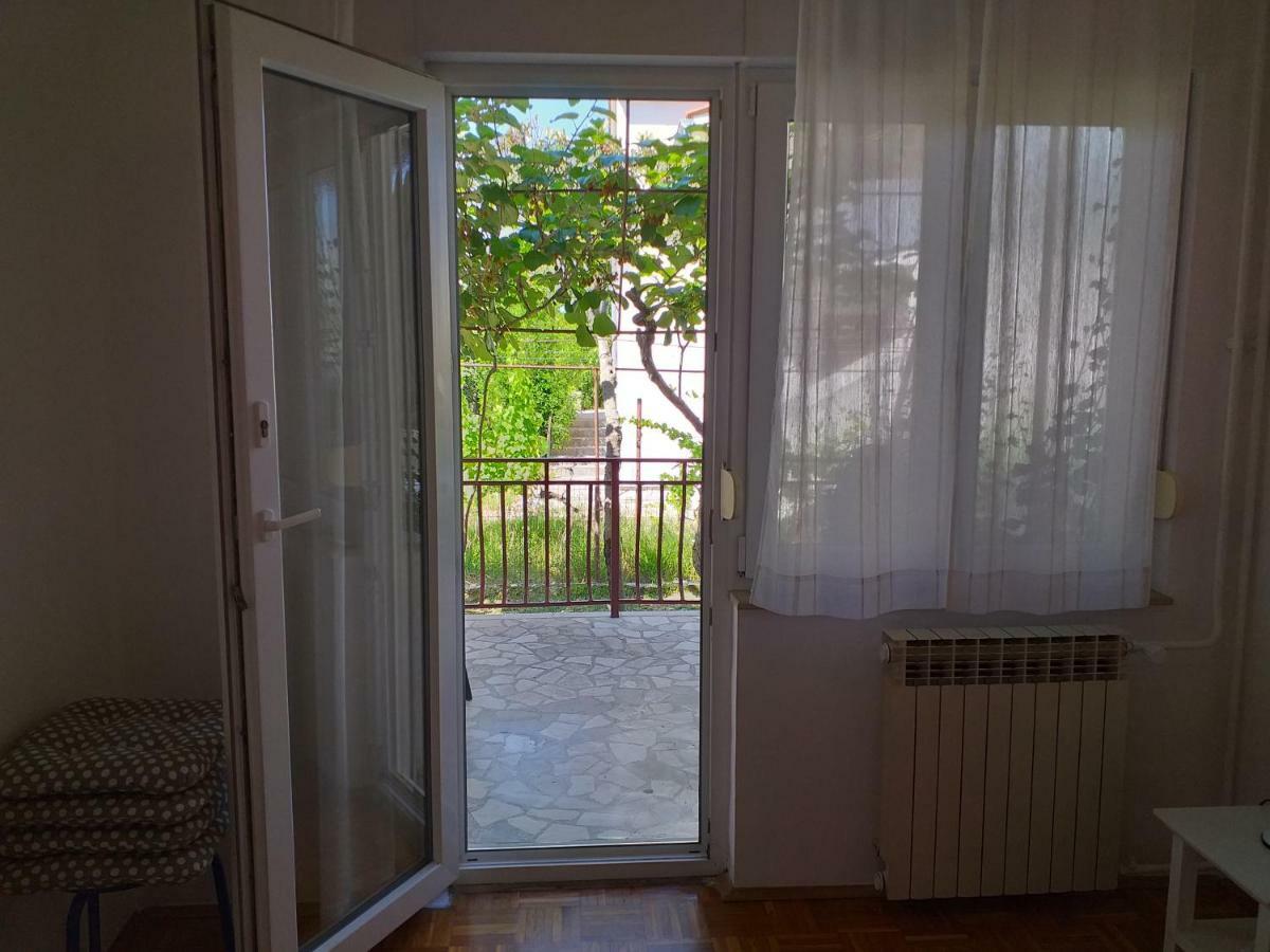 Levak Apartments - Apt. 2 Pjescana Uvala Kültér fotó